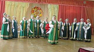 "Ах, гармонь моя отрада", поет ансамбль русской песни "Ивушка", Саратов