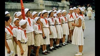 "КТО ТЕБЕ СКАЗАЛ?"...  (Фото "Ленинград - Воспоминания детства"., музыка - ВИА "Добры молодцы")