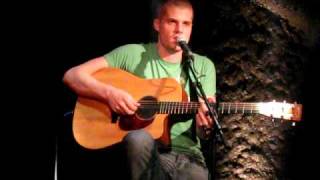 Jay Brannan - Beautifully (live at Sentier des Halles, Paris)