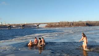Купание на КРЕЩЕНИЕ 2020 Озеро Тельбин Русанівська затока  Храм на Березняках