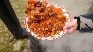 МЯСО С НУТОМ В КАЗАНЕ НА КОСТРЕ