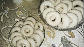 كعك الورقة التونسي بطريقة سهلة ومبسطة