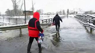 20 12 17  разлив в ХОлуй 1-я часть река Теза Ивановская глубинка