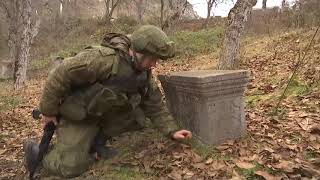 Поиск взрывоопасных предметов военными инженерами РФ в Нагорном Карабахе