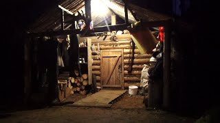 4 ДНЯ В ТАЕЖНОЙ ИЗБЕ / УНЕСЛО НА ПЕРЕКАТЕ! / ДОБЫЛ ГЛУХАРЯ / 1 Часть