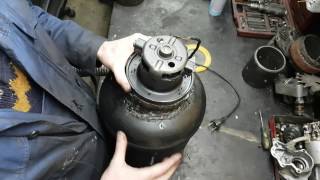 Как сделать супер мощный пылесос за час из баллона от фреона.