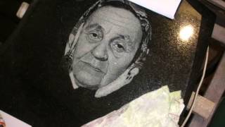 Как рисовать портреты на памятниках