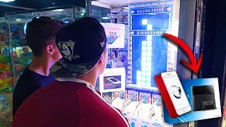 ¿CONSEGUIMOS UN IPHONE Y UNA PLAY4 EN UNA MAQUINA RECREATIVA?