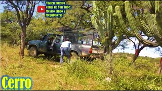 En la Mixteca las camionetas andan en pleno CERRO ? ?