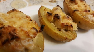 Картошка фаршированная куриным филе в сметане