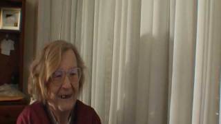 Funny Grandma Watching One Man One Jar Best Reaction Ever! 1 Man 1 Jar