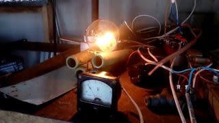 Ветрогенератор 600об мин. 200v под нагрузкой