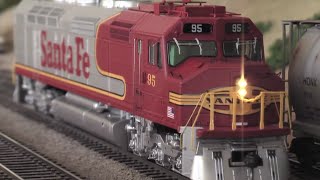 HO Scale DCC Warbonnet FP45 Athearn Genesis 10-1-10 Podcast