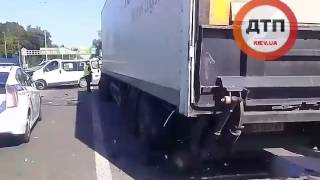 31.07.2017 ДТП КИЕВ ТРУП РЕНО В ФУРУ ЖИТОМИРСКАЯ ТРАССА 2
