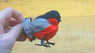 Снегирь из ниток