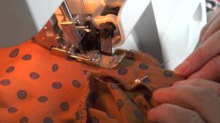 Comment réparer une jointure de pièces d'un tissu très fin