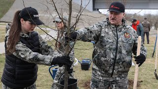 Лукашенко: А когда ты приедешь ещё домой? // Субботник в Беларуси