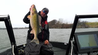 Fox River Walleyes - In-Depth Outdoors TV Season 11 Episode 19