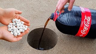 Experiment: Coca Cola and Mentos Underground! Super Reaction!