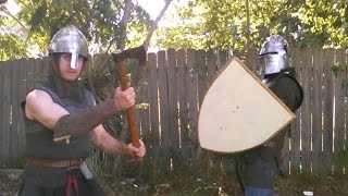 The pros and cons of center-grip vs. strapped shields reply to Skallagrim Nilsson