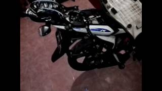 Review Sidebox Givi E22 dan Bracket SBl2000 ori Givi yang Terpasang di Old CB150R