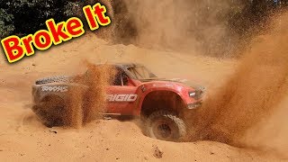 Traxxas UDR in English Desert - Unlimited Desert Racer