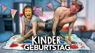 2 ERWACHSENE FEIERN KINDERGEBURTSTAG - EXTREM mit Julia Beautx | Joey's Jungle