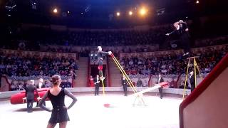 Смертельный номер в цирке Чинизелли  Самые крутые акробаты