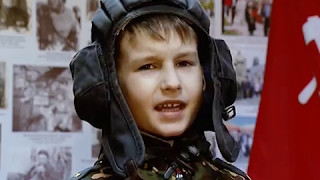 Отрывок из стихотворения М. Глазкова «Прохоровское поле» (читает Тимофей Андреев, 6 лет)