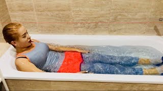 WETLOOK / SPORT OUTFIT / FULLY CLOTHED / КУПАНИЕ В ОДЕЖДЕ