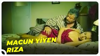 Macun Yiyen Rıza Rus Gelinin Yanında | Rus Gelin Eski Türk Filmi