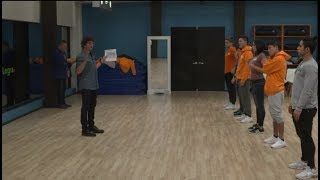 Entrega de canciones para el concierto 9 en vivo desde la academia