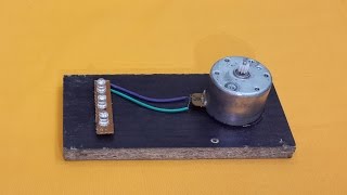 Turn a DC Motor into a Simple Electric Generator