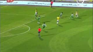 نجم الاتحاد بوشا ( هشام بوشروان ) يسحب لعيبة الأهلي
