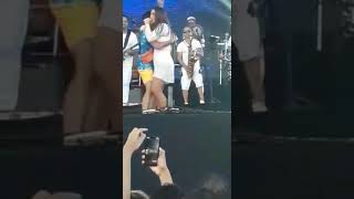 Ivete Sangalo no Olinda beer com Sérgio