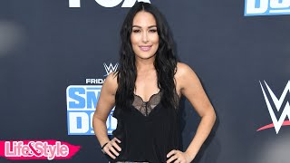 Pregnant Brie Bella Shows Off Her Tummy in New Selfie With Husband Daniel Bryan