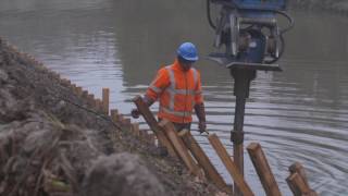 Sloten, oevers, dijken op orde: wat is buitengewoon onderhoud (beschoeiing)?
