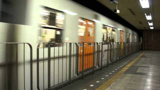 札幌市営地下鉄東西線8000系西18丁目駅到着【FHD】