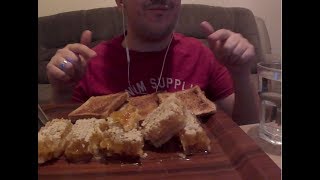 ASMR RAW HONEYCOMB AND TOAST -  MESSY EATING