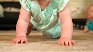 기어가기 (5-8개월) - babystep.tv