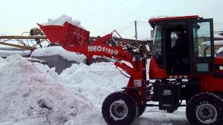 Работа погрузчика Neo S180