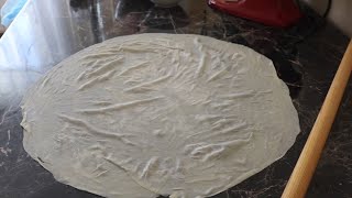 HERKESİ HAYRAN BIRAKAN EL AÇMASI ISPANAKLI PEYNİRLİ BÖREK TARİFİ - GERÇEK BÖREK TARİFLERİ