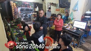 Bố tát con tới tấp vì thích chơi game hơn về quê chúc Tết | Kỹ năng sống 2020