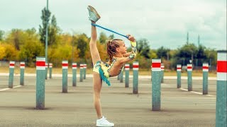 Художественная гимнастика на улицах города // Креативная фотосессия