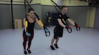 Тренировка с петлями TRX