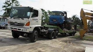 Hino FM320TI and Tadano Crane Moving Lifting Unloading Saviem  Truck