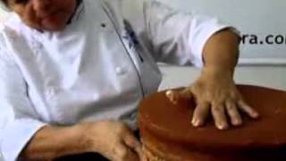 Como fazer um lindo bolo confeitado em 15 minutos!