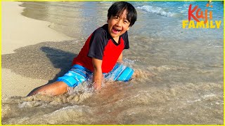 Ryan's Family Day at the Beach activities together!!