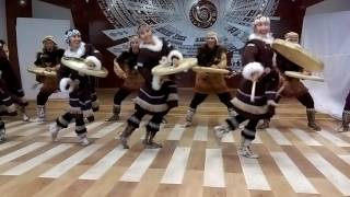 Танец с бубнами