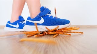 КАТЯ ДАВИТ ВСЕ НА СВОЕМ ПУТИ! CRUSHING CRUNCHY & SOFT THINGS BY CAR!